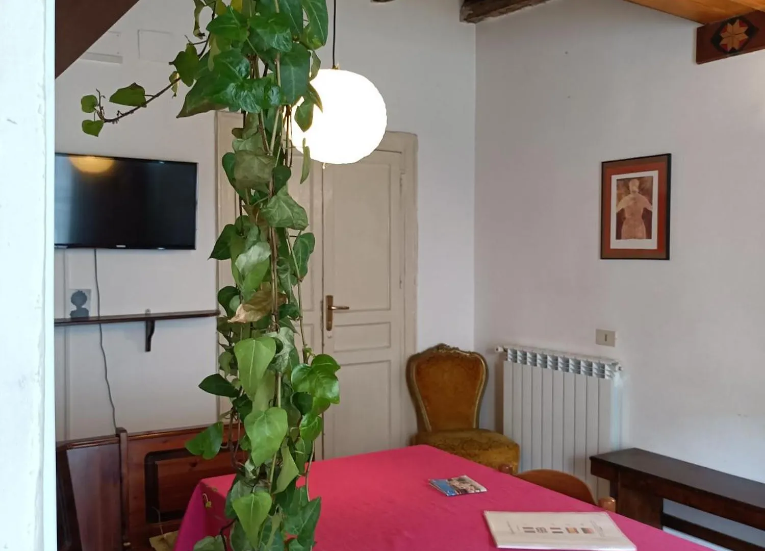 Quiet And Comfortable Apartment In Palermo City Centre